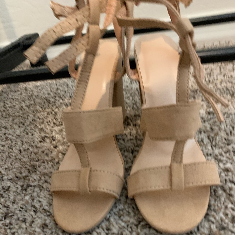🆕Chunky Heeled Sandals Sale - Picture 3 of 6